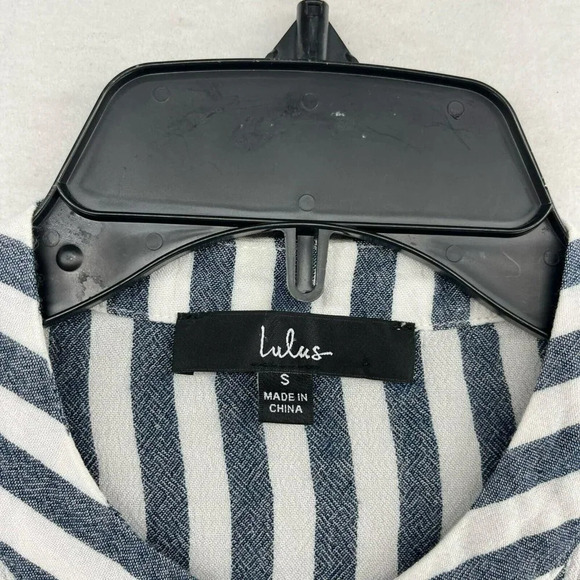 Lulus Blouse Women's S Blue White Stripes Button Up Collared Knot Hem Cropped - Picture 8 of 10